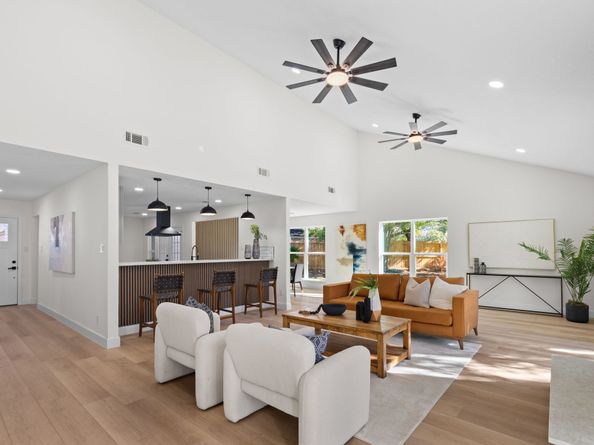 11658 Manor Park Drive, Houston TX 77077