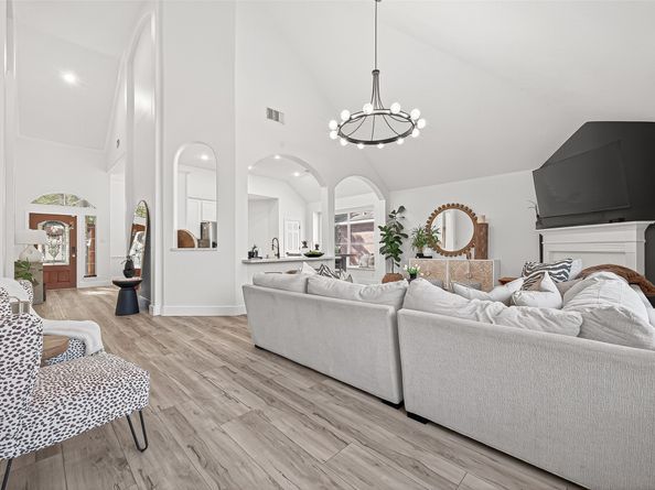 20318 Windsor Trace Lane, Richmond TX 77407