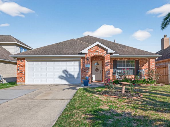 22084 Knights Cove Drive, Kingwood TX 77339