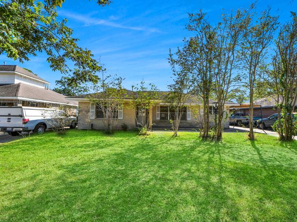 8130 Juliabora Street, Houston TX 77017