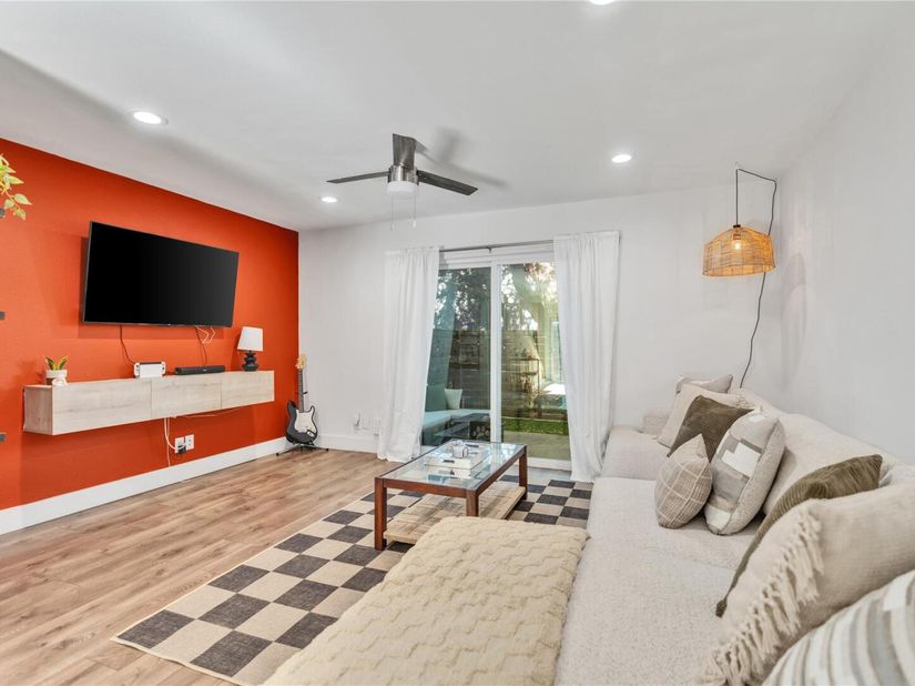 3808 Southway DR 103, Austin TX 78704