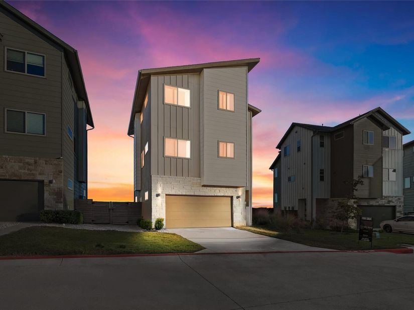 5315 La Crosse Ave 16, Austin TX 78739