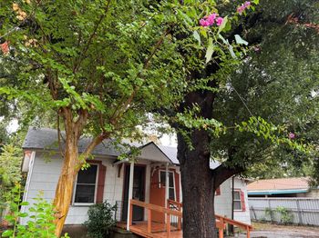 1115 Kirk Ave