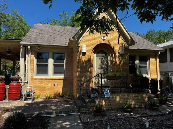 2002 East Side DR, Austin TX 78704