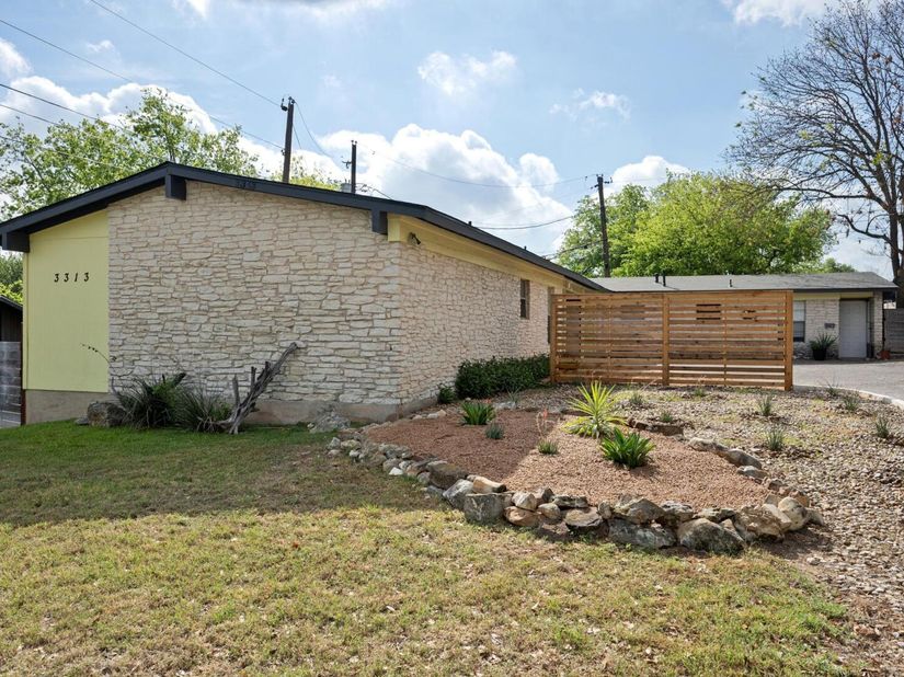 3313 S Oak DR, Austin TX 78704