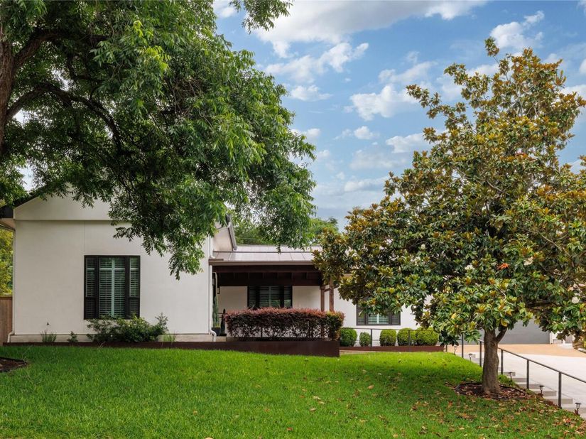 3511 Arrowhead DR, Austin TX 78731