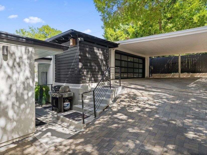 2909 Hillview RD, Austin TX 78703