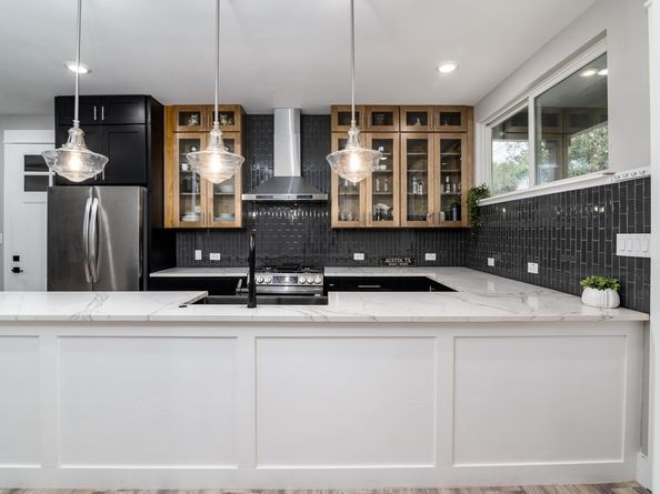 7905 & 7907 Tiffany DR, Austin TX 78749