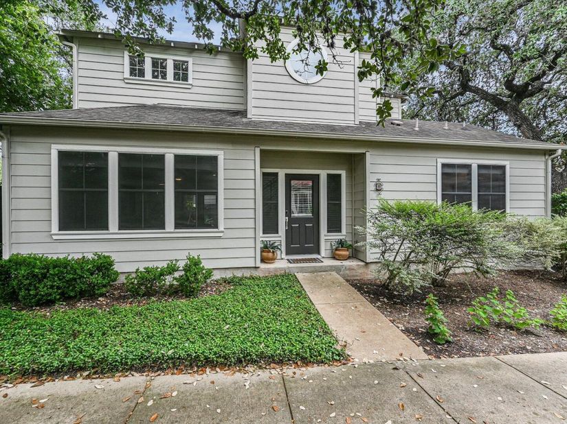 1011 Brodie ST 8, Austin TX 78704