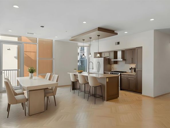 1600 Barton Springs RD 5301, Austin TX 78704