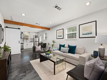 1406 Brentwood ST