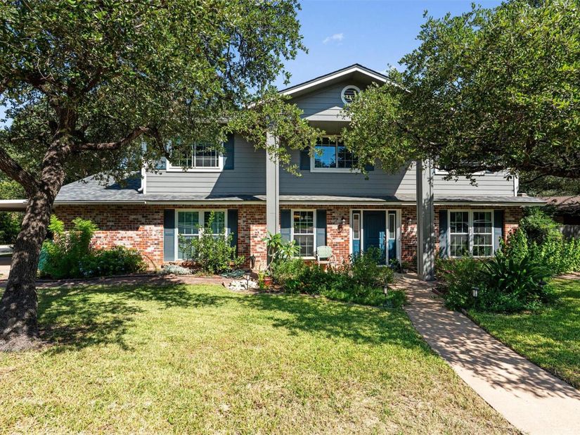 8300 Grayledge DR, Austin TX 78753