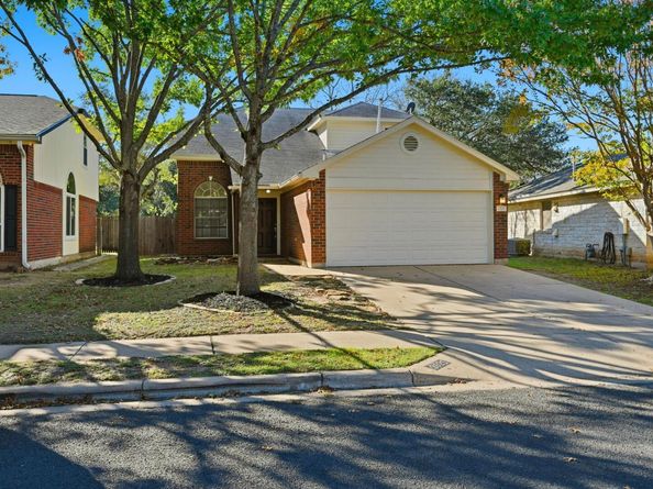 2521 Claudia DR, Leander TX 78641