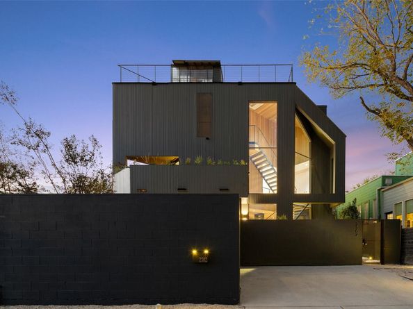 2302 E 11th ST, Austin TX 78702