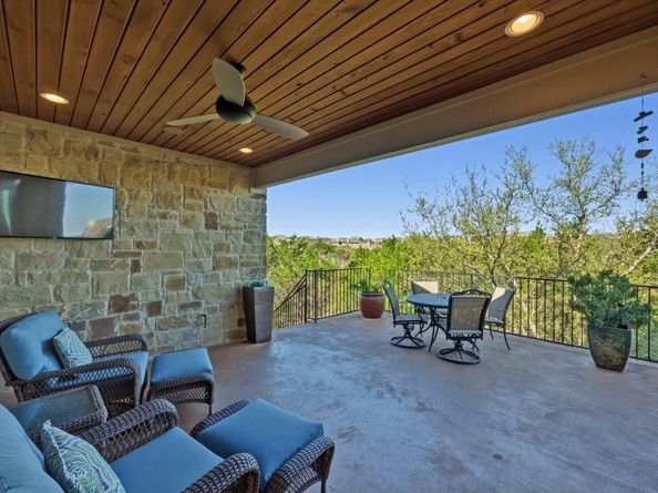 220 Tavish TRL, Lakeway TX 78738