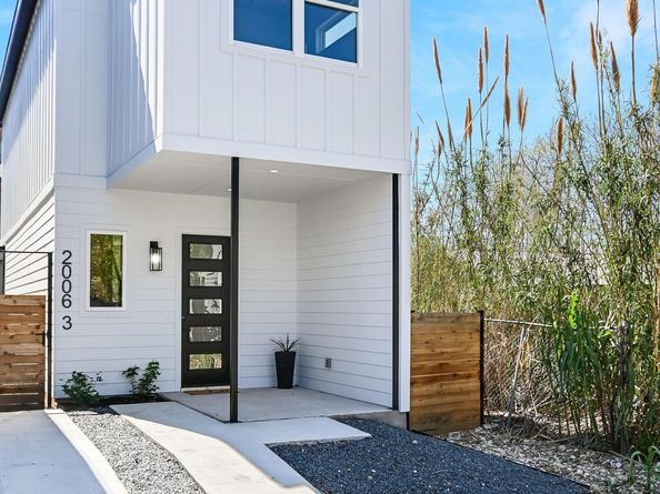 2006 Sl Davis Ave 3, Austin TX 78702