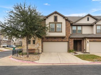 2304 S Lakeline BLVD