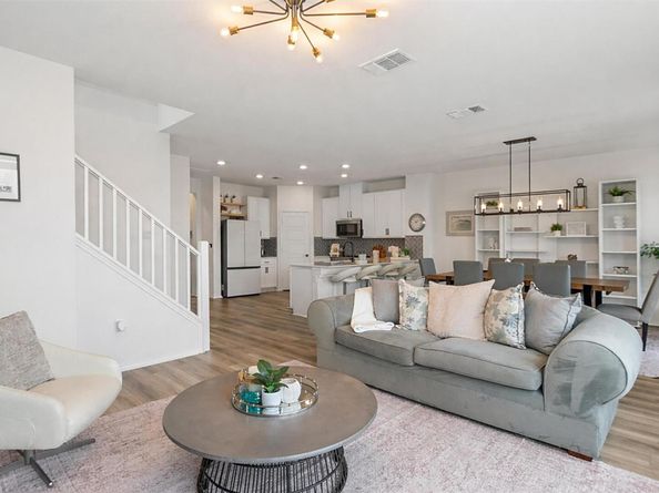 7701 Sika Rose LN, Austin TX 78736