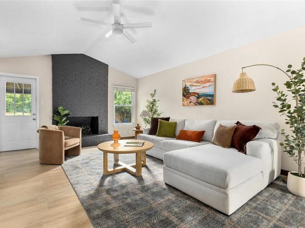 2301 Village CIR, Austin TX 78745