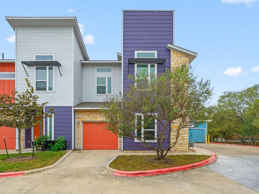 8922 Menchaca RD 701, Austin TX 78748