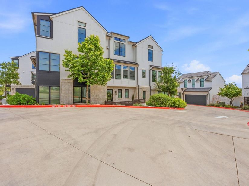 702 Ariana CT, Austin TX 78746