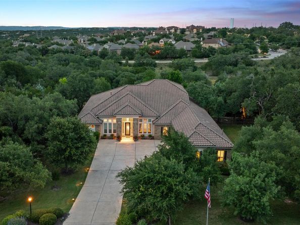 407 Bella Montagna CIR, Lakeway TX 78734