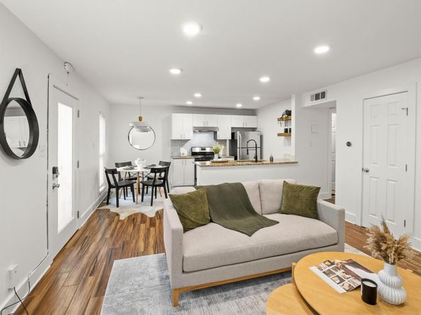 5820 Berkman DR 110, Austin TX 78723