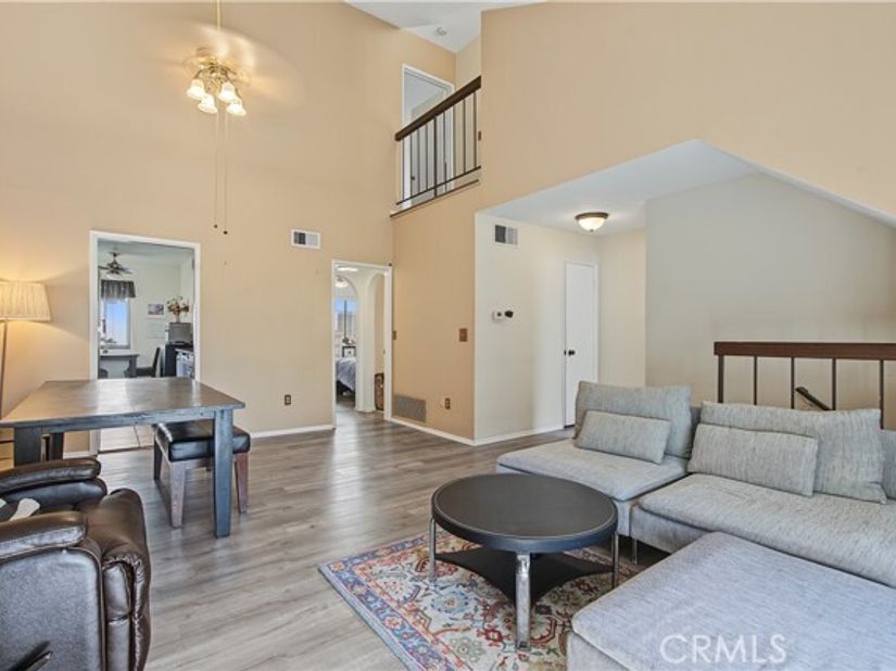 592 W Huntington B, Arcadia CA 91007