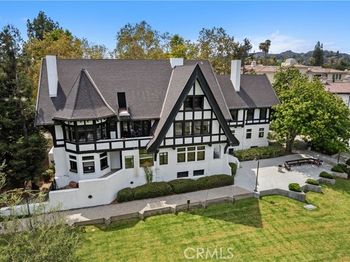 182 S Orange Grove