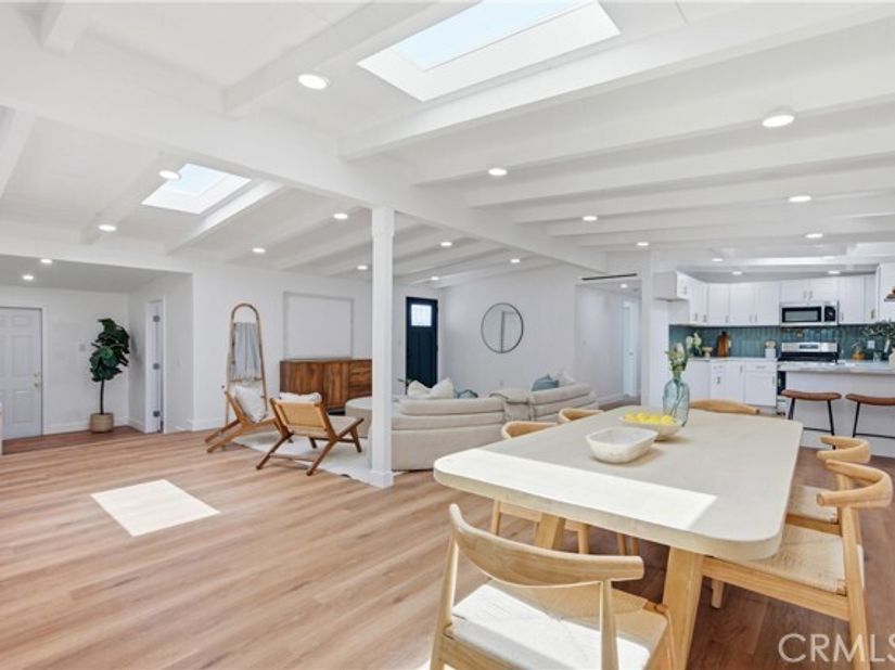 14372 Livingston, Tustin CA 92780