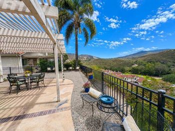 28758 Vista Valley Dr