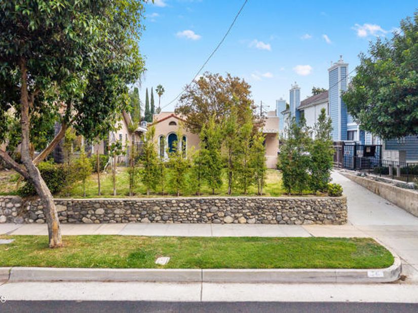 636 N Wilson Avenue, Pasadena CA 91106
