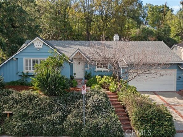 5201 San Feliciano, Woodland Hills (los Angeles) CA 91364