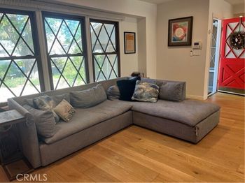 18624 Gledhill Street