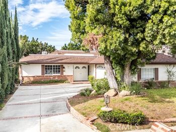 10037 Sunnybrae Avenue