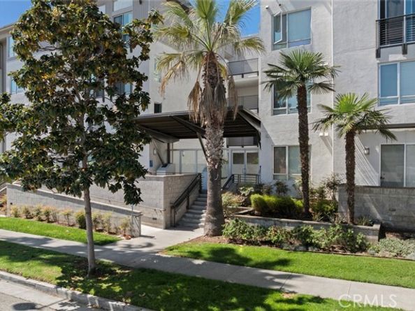 6400 Crescent Park E 111, Los Angeles CA 90094