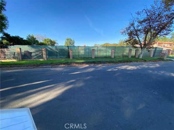 7631 Texhoma, Northridge (los Angeles) CA 91325