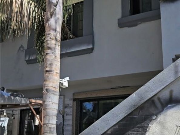 9928 Sunland Boulevard, Sunland (los Angeles) CA 91040