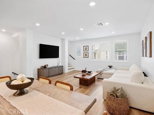 381 Bellver, Lake Forest (el Toro) CA 92630