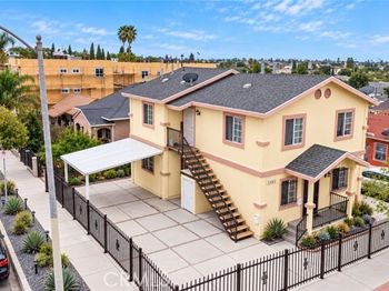 2500 Fairmount