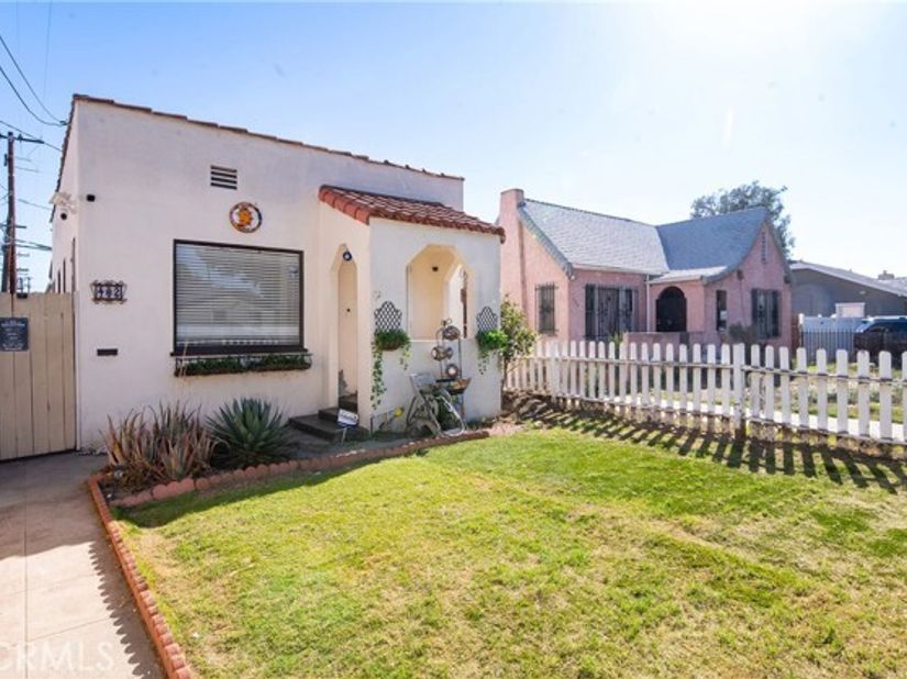 482 E 59th Street, Long Beach CA 90805