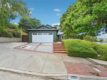 1311 N Meyler