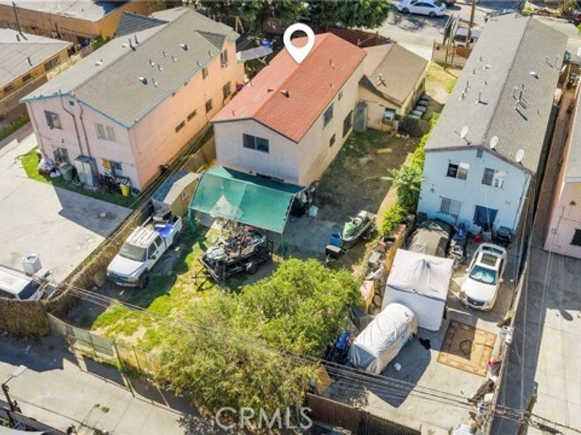 10616 Wilmington, Los Angeles CA 90002