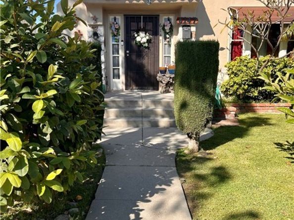 6147 Gundry, Long Beach CA 90805
