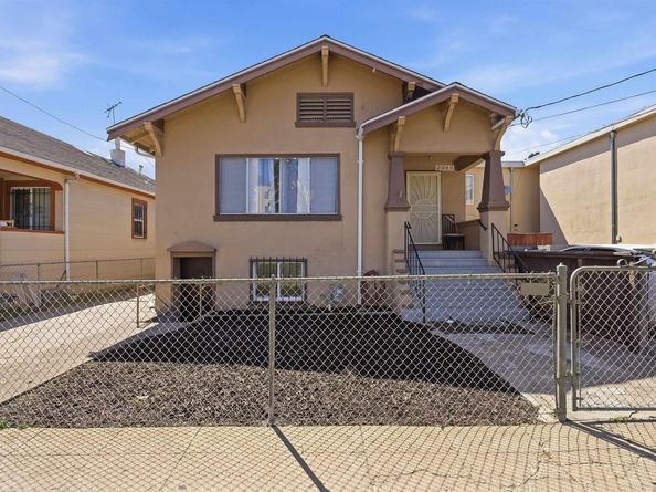 2049 Rutherford St, Oakland CA 94601