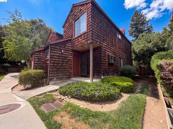 1555 Hecker Pass Rd