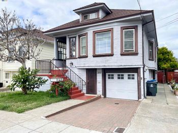 2517 Webb Ave
