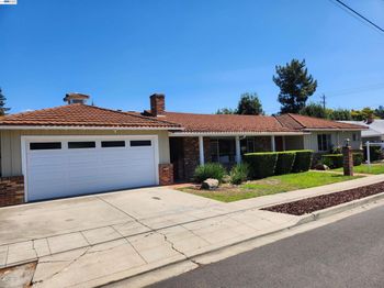 22590 Norwood Dr