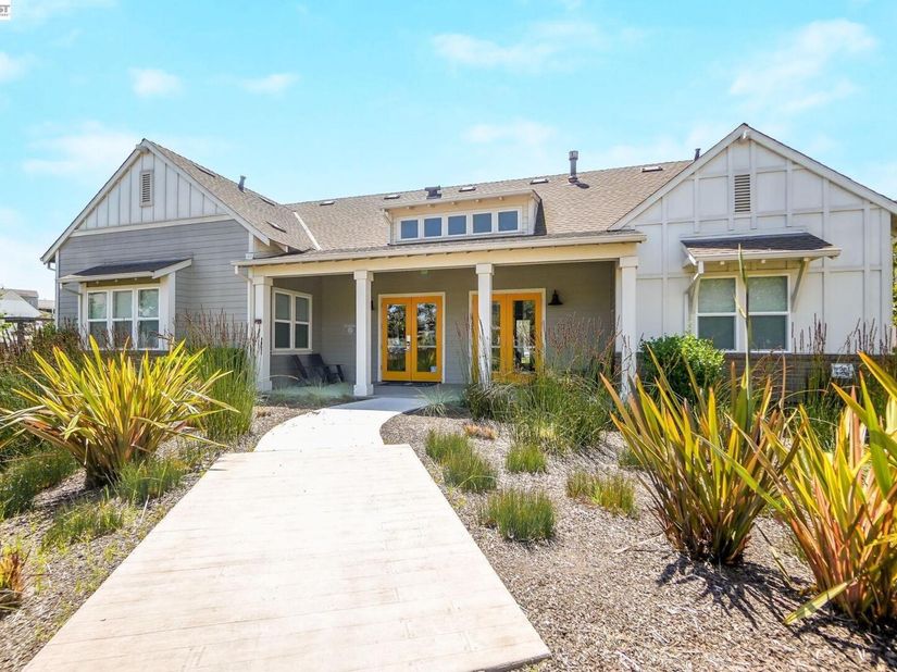 8550 Boardwalk Way, Newark CA 94560