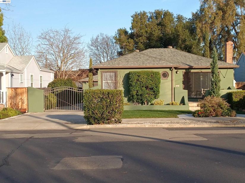 2342 Palm Ave, Livermore CA 94550